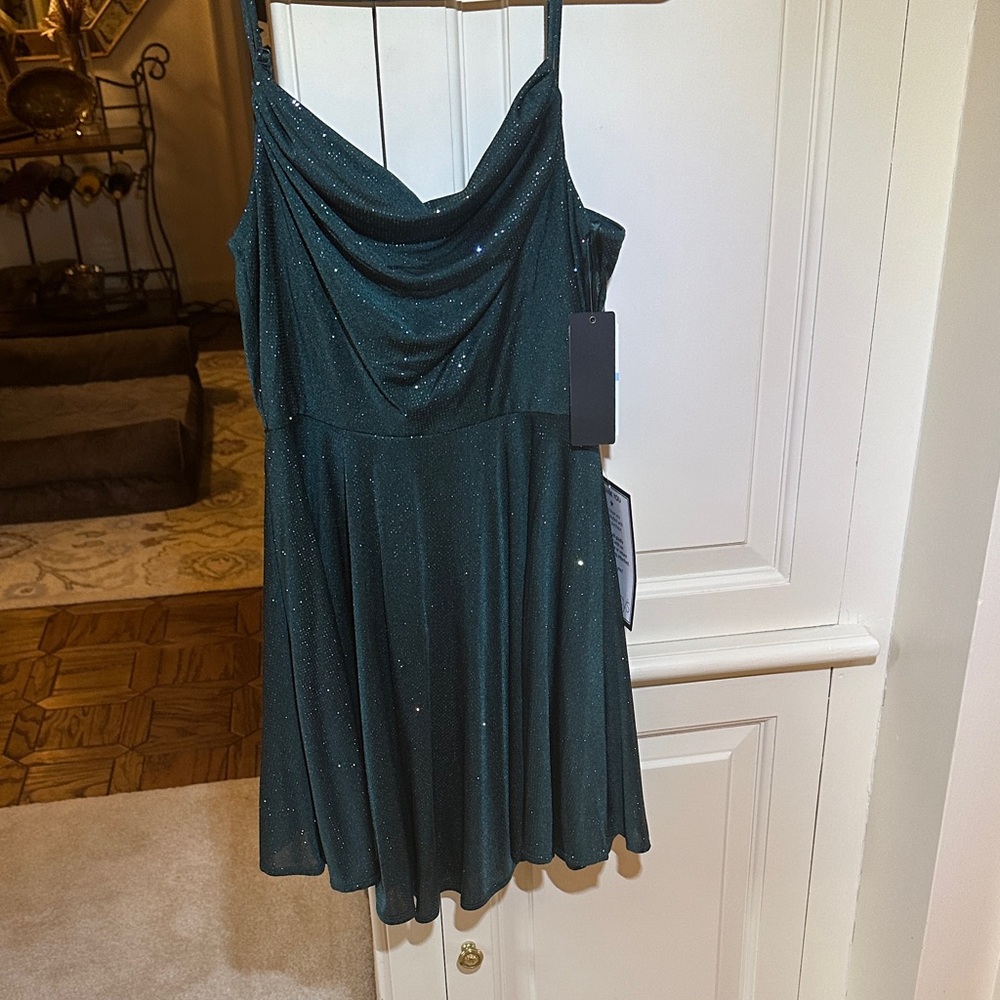Elegant Green Women's Dress